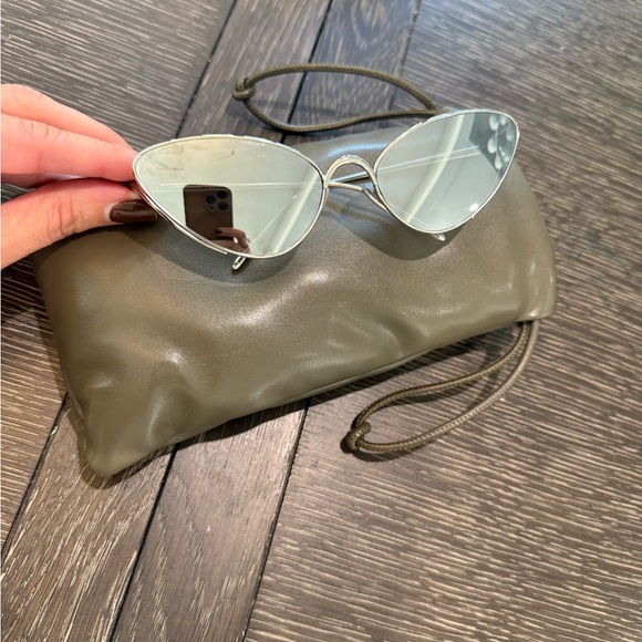 🩶 LOEWE Signature 59MM Cat-Eye Sunglasses.